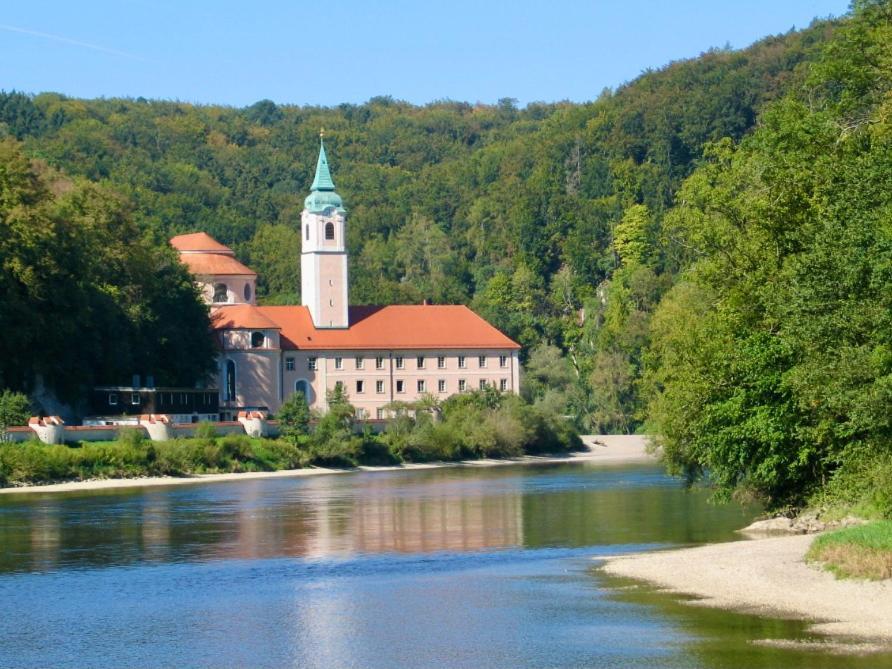 Chalet An Der Donau Direkt Bei Regensburg, 5 Sterne Dtv Pentling Экстерьер фото